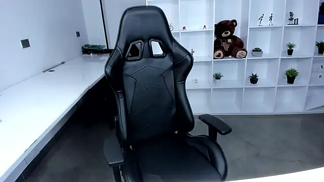 megan bigboobs  online show from 3, 12, 2025