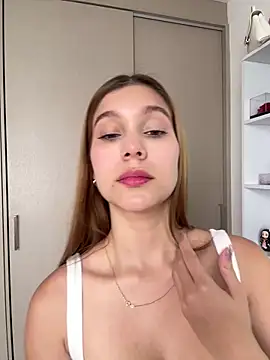 Nikii   online show from 18, 3, 2026