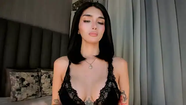 EmeraldGreyson online show from 20, 2, 2026