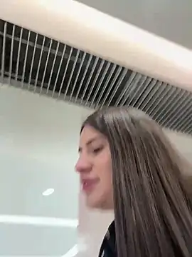 Isabella21  online show from 18, 10, 2025