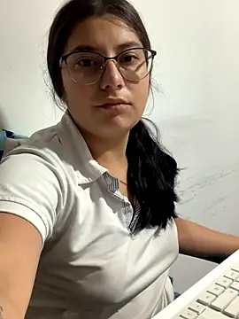 Velma star online show from 19, 9, 2025