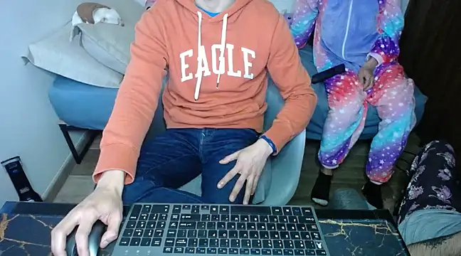 Snapshot of bossking017 chatting on 15, 2, 2025 bossking017 online show from 15, 2, 2025