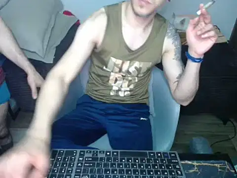 Snapshot of bossking017 chatting on 6, 3, 2025 bossking017 online show from 6, 3, 2025