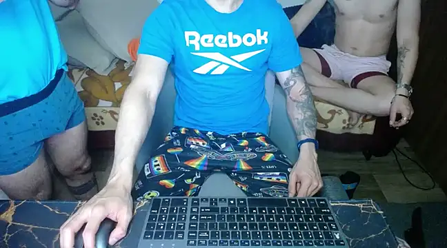 Snapshot of bossking017 chatting on 22, 3, 2025 bossking017 online show from 22, 3, 2025