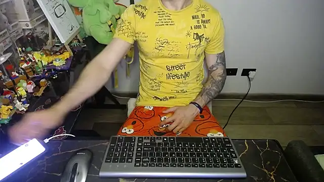 Snapshot of bossking017 chatting on 9, 9, 2025 bossking017 online show from 9, 9, 2025