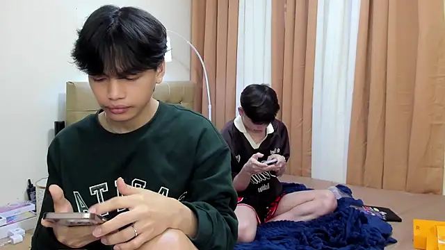 hotfreshdior online show from 2, 10, 2025