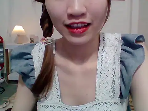   Donna   online show from 13, 10, 2025