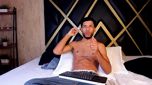 Snapshot of Thiagoferreti chatting on 3, 2, 2026 Thiagoferreti online show from 3, 2, 2026