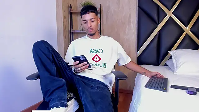 Snapshot of Thiagoferreti chatting on 20, 2, 2026 Thiagoferreti online show from 20, 2, 2026