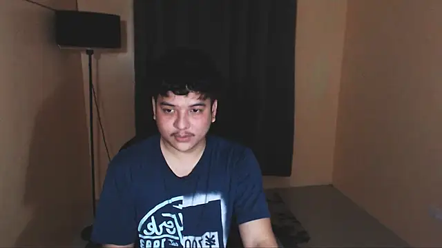 Snapshot of Prince_Killian chatting on 29, 10, 2025 Prince Killian online show from 29, 10, 2025