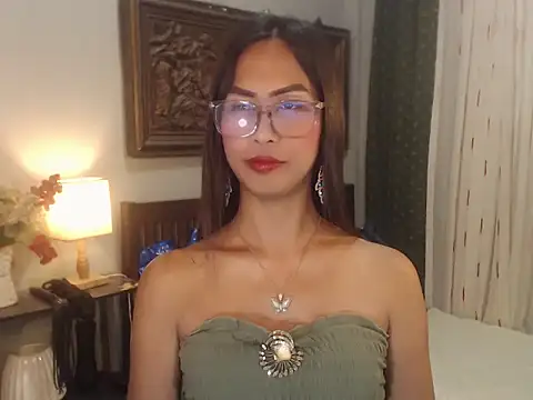 Nathalieheartt online show from 13, 7, 2026