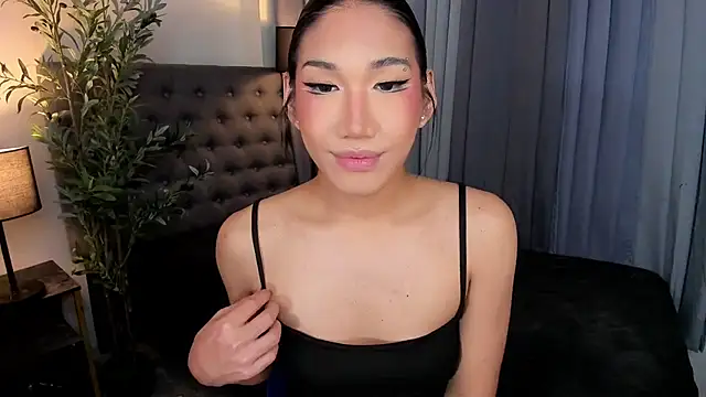 Hugecockasianprincess online show from 5, 8, 2026