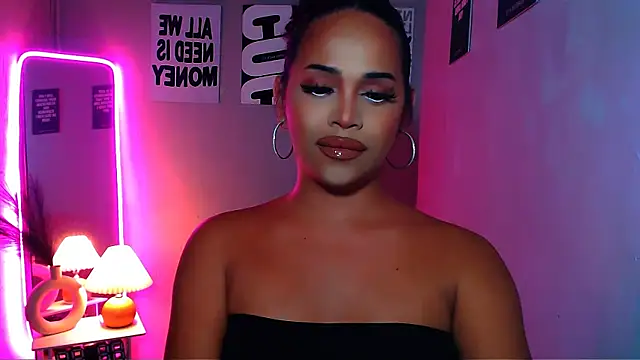 Snapshot of Lorainnelustts chatting on 2, 8, 2026 Lorainnelustts online show from 2, 8, 2026