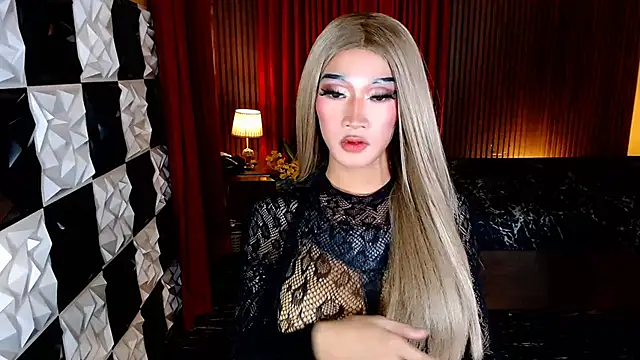 lhexiecollins online show from 2, 4, 2026