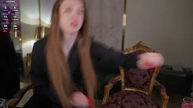 Selena Glow online show from 16, 4, 2026