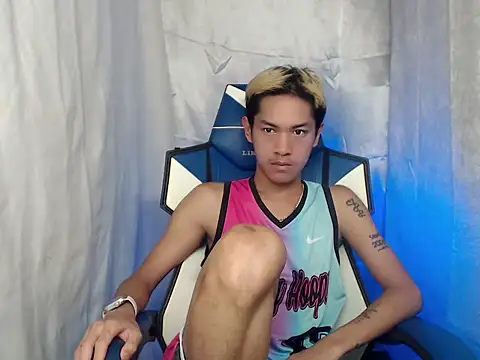 Snapshot of riks_tyler chatting on 10, 2, 2026 riks tyler online show from 10, 2, 2026