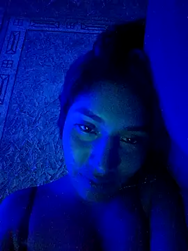 Snapshot of Sharlotte_Watts chatting on 13, 9, 2025 Sharlotte Watts online show from 13, 9, 2025