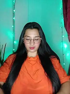 Snapshot of VALENTINA_ROUSE_ chatting on 3, 6, 2026 VALENTINA ROUSE online show from 3, 6, 2026