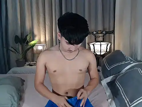 cute richard24 online show from 25, 11, 2025