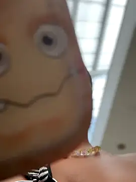 Kaily Sweet16 online show from 8, 11, 2025