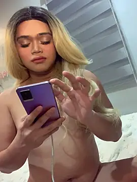 VictoriaL0ve online show from 4, 12, 2025