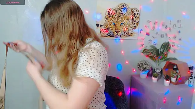 AmandaDimond  online show from 12, 3, 2026