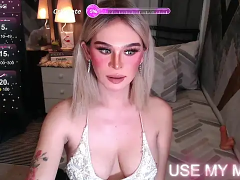 superhotangelxx online show from 21, 4, 2026