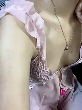 Mina048 online show from 5, 10, 2025