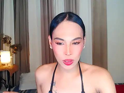 Snapshot of Savanna_White chatting on 12, 10, 2025 Savanna White online show from 12, 10, 2025