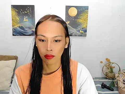 Savanna White online show from 25, 10, 2025