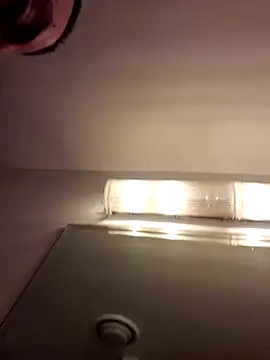 Cnutt310 online show from 8, 11, 2025