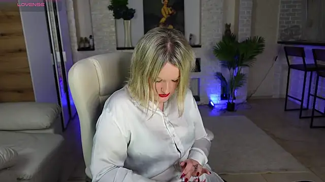 MariemLui online show from 6, 4, 2026