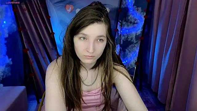 Mia Myles online show from 15, 2, 2026