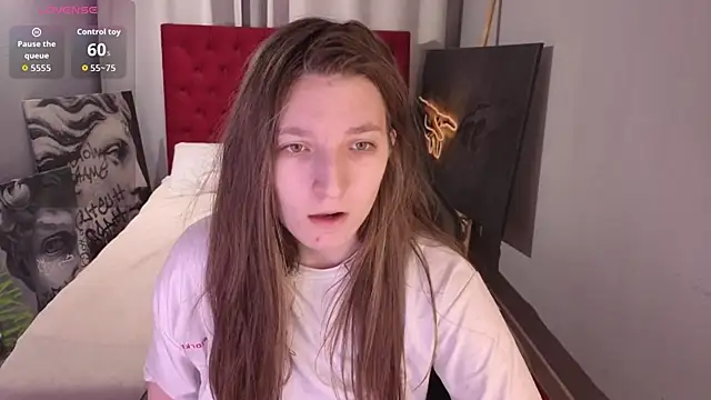 Mia Myles online show from 4, 3, 2026