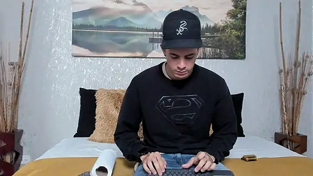 Snapshot of nils_saint chatting on 17, 10, 2025 nils saint online show from 17, 10, 2025