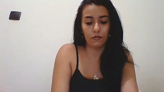 Snapshot of Maryem637048 chatting on 24, 6, 2026 Maryem637048 online show from 24, 6, 2026