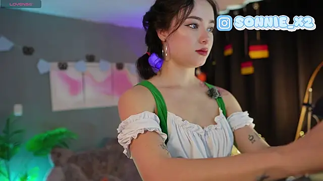 Sonnie mami online show from 3, 10, 2025