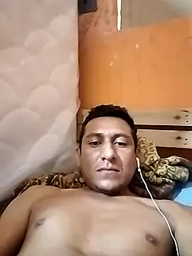 Snapshot of Albertmarc2 chatting on 23, 11, 2025 Albertmarc2 online show from 23, 11, 2025