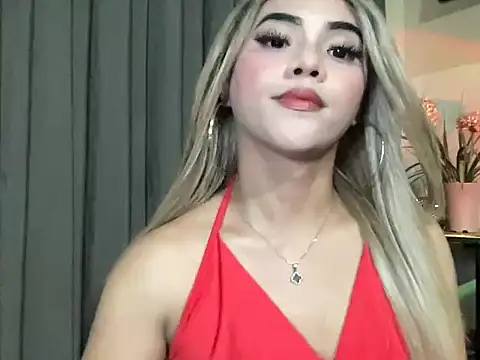 Snapshot of calimonroe chatting on 10, 5, 2026 calimonroe online show from 10, 5, 2026
