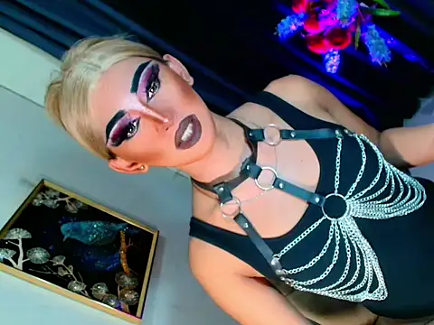 Queen yasii 88 online show from 19, 10, 2025