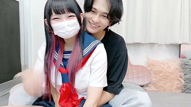 Snapshot of Hina-qp chatting on 12, 10, 2025 Hina-qp online show from 12, 10, 2025