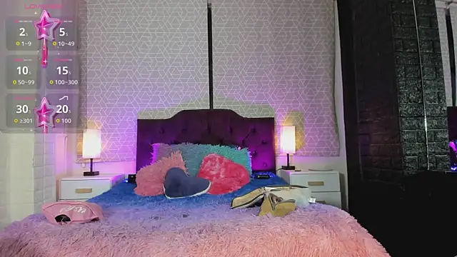 Zamara Kleii online show from 12, 9, 2025