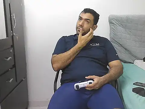 morenocabro10 online show from 10, 4, 2026