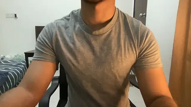 Snapshot of Hotmaskedboi chatting on 25, 10, 2025 Hotmaskedboi online show from 25, 10, 2025