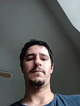 Snapshot of hugecock4u1990 chatting on 20, 5, 2026 hugecock4u1990 online show from 20, 5, 2026