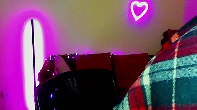 Alicia love00 online show from 25, 3, 2026