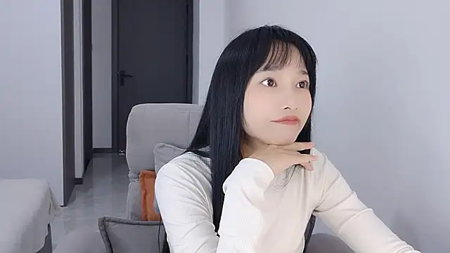 Snapshot of Lisa-3333 chatting on 4, 11, 2025 Lisa-3333 online show from 4, 11, 2025