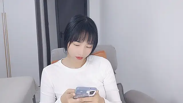 Snapshot of Lisa-3333 chatting on 15, 11, 2025 Lisa-3333 online show from 15, 11, 2025