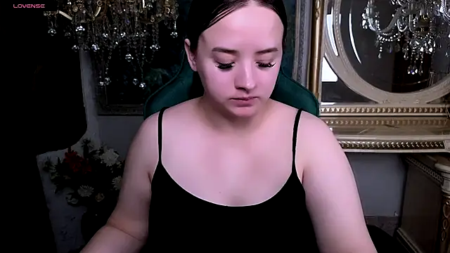 LaraBenson  online show from 20, 9, 2025