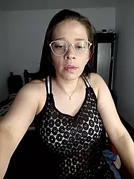 Isabella5 Brown  online show from 6, 1, 2026